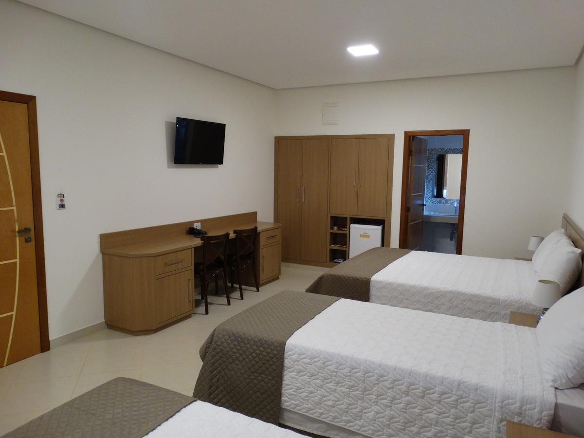 Hotel E Restaurante Sabor De Minas Salinas  Room photo